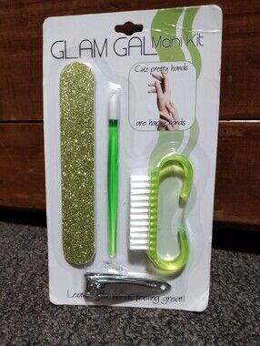 Glam Girl Fashion Green Glitter Mani Kit